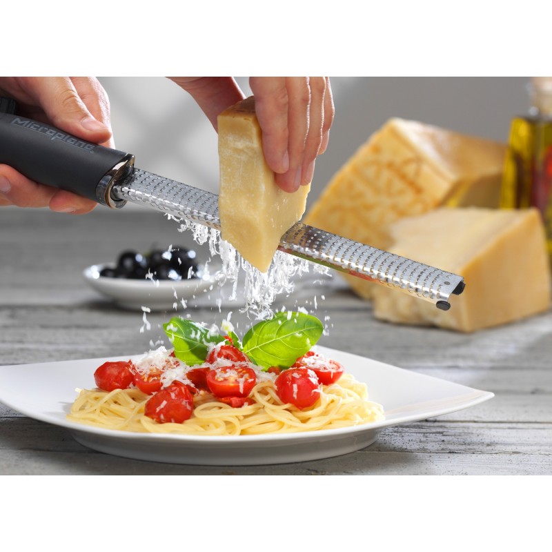 Râpe à fromage fine Gourmet noire Microplane 