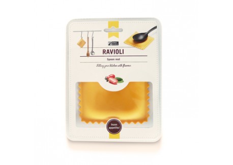 ravioli' van koolrabi & knolselderij met duxelles en morilles | delicious.magazine