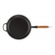 Poêle Signature Fonte Emaillée Manche en Bois 28 cm Noir Mat - Le Creuset
