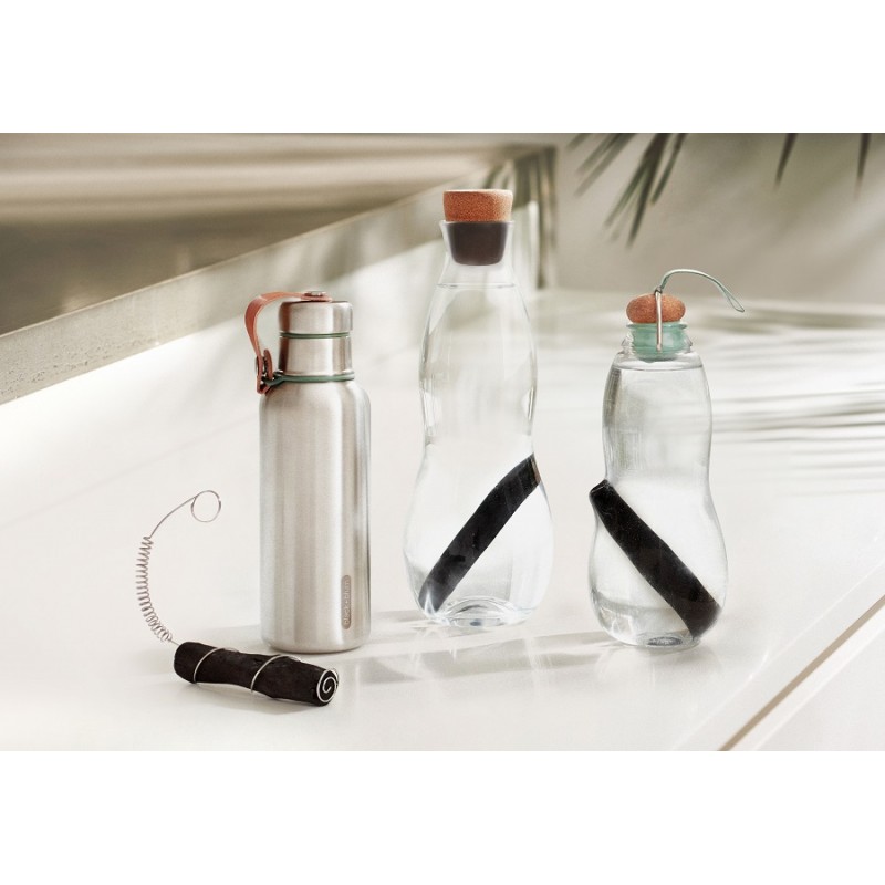 Black+Blum - Eau Carafe en Verre 1,1 L + Filtre Charbon Binchotan