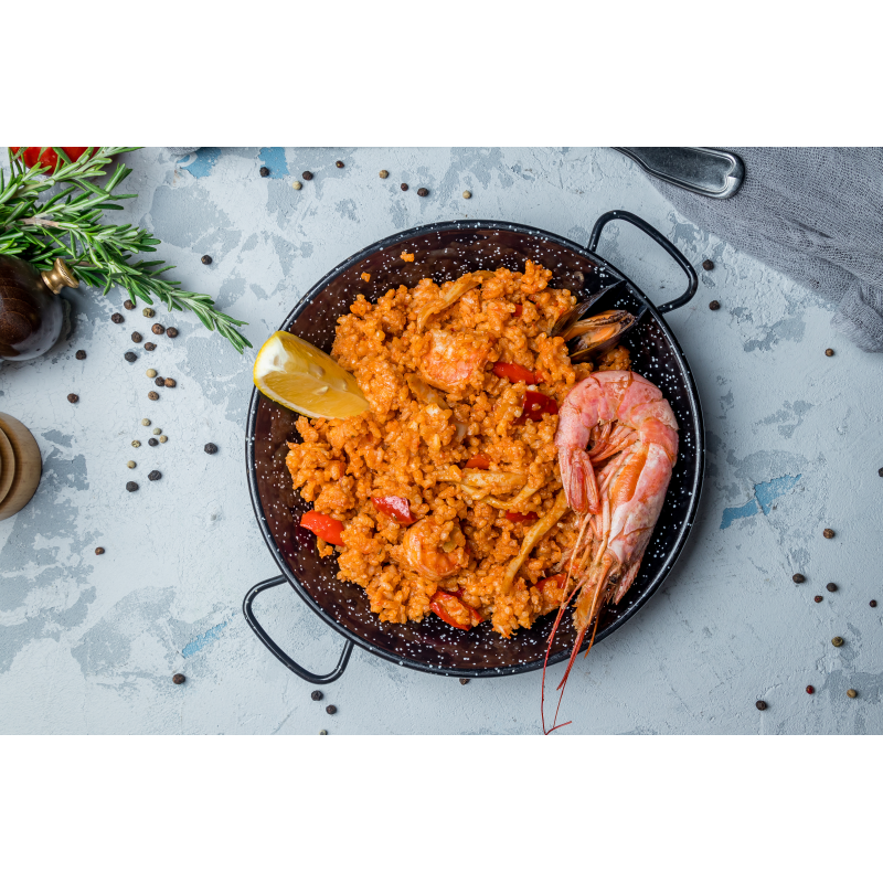 Poêle à Frire Sur Une Plaque Vitrocéramique Avec Paella Maison