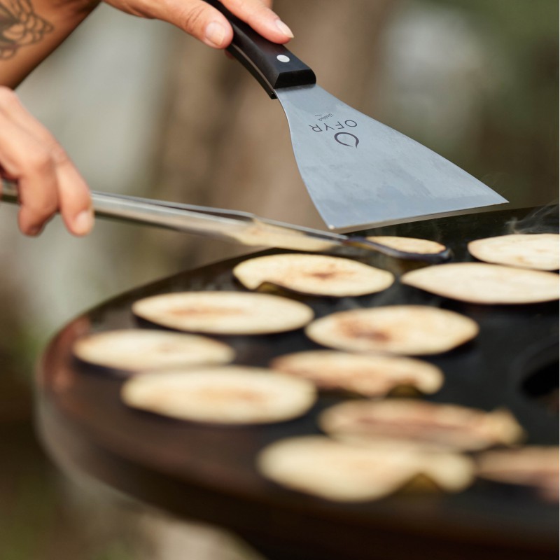 Ofyr - Spatule Triangulaire Pro pour Plancha - Les Secrets du Chef