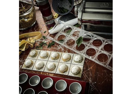 MARCATO - TABLETTE A RAVIOLIS CLASSIC 24 GRANDS CARRES
