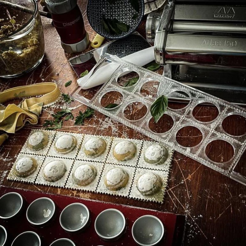 Kit 4 Moules à Ravioli Et Wonton - Ronds Et Carrés - Avec Roulette à Pâtisserie - Bois Et Métal