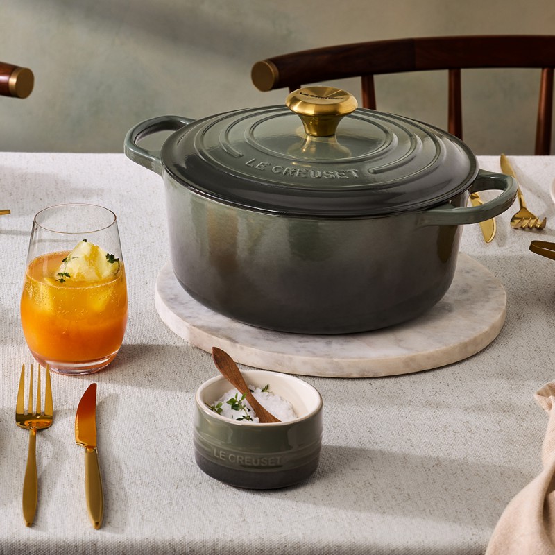 Signature Ronde Gietijzeren Stoofpot 4,2 L Tijm Groen (24 cm) - Le Creuset