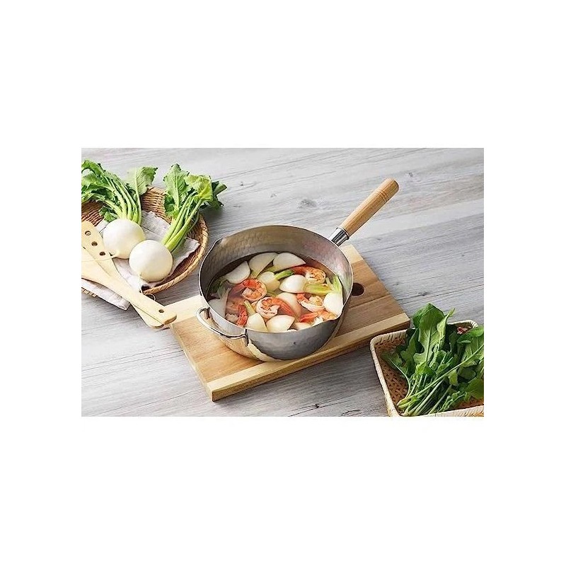 Yukihira Casserole/Poelon Inox Martelé avec Bec Verseur 24 cm 2,4L - Yoshikawa