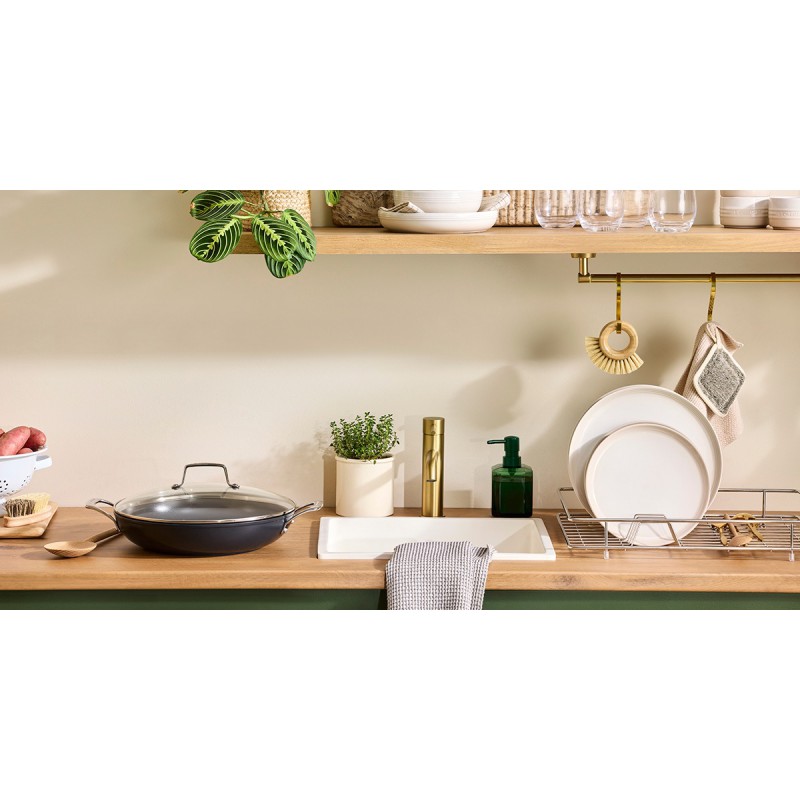 Essentiel Sauteuse Provençale Antiadhésive Céramique 28 cm 3,2L Couvercle - Le Creuset