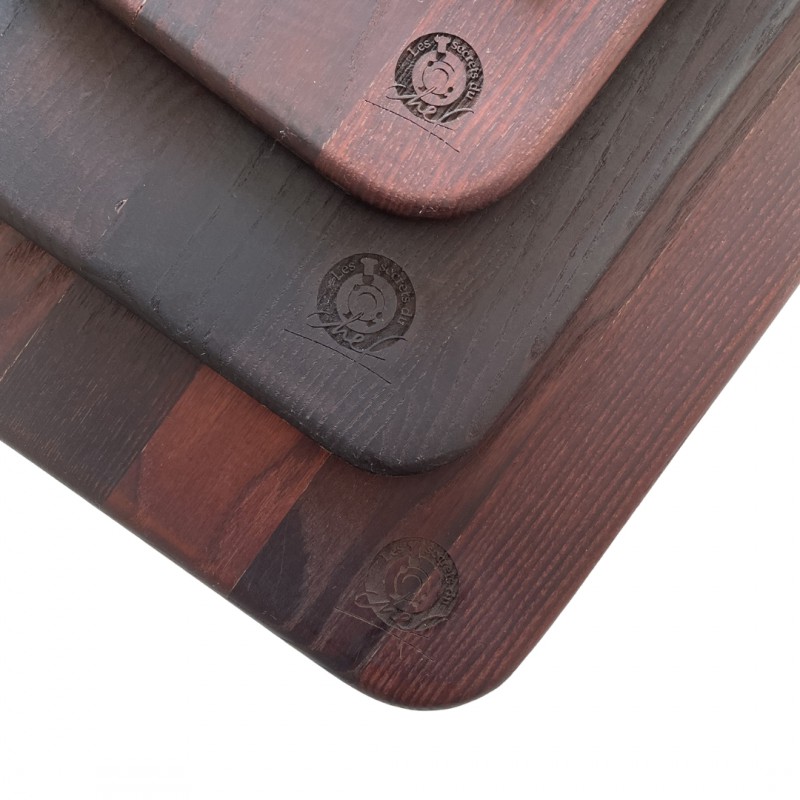 Hélène Snij- en Serveerplank van Thermisch Behandeld Essenhout M 33x23x1,5 cm - - Les Planches du Chef