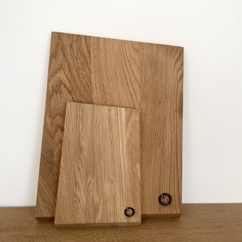 Pierre Planche à Découper Trapèze en Chêne 23x15,5x1,5 cm - Les Planches du Chef