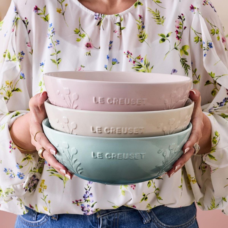 Jardin Saladier Rond en Céramique Emaillée 3,6 L 26 cm Rose Shell Pink  - Le Creuset