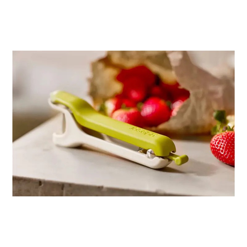 Tweezy Dénoyauteur Cerises Olives et Equeuteur à Fraises 3 en 1 Vert 17 cm - Joseph Joseph