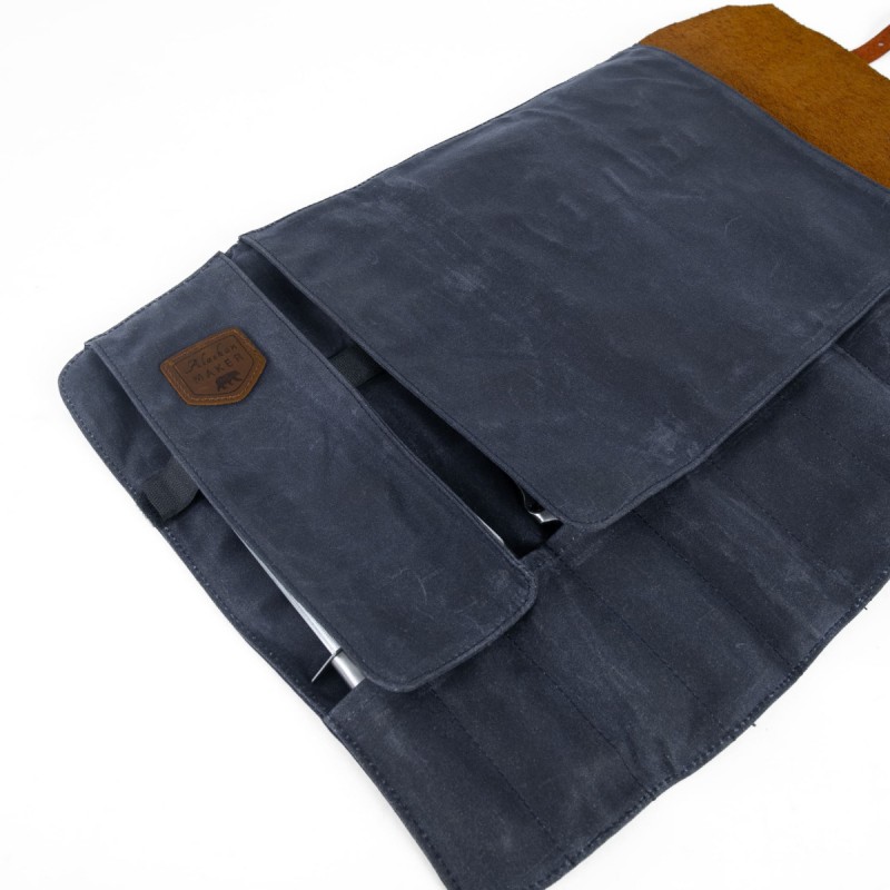 Chef Etui Couteaux Pliant Cuir et Toile 9 Compartiments Bleu Marine 38x37 cm  - Alaskan Maker