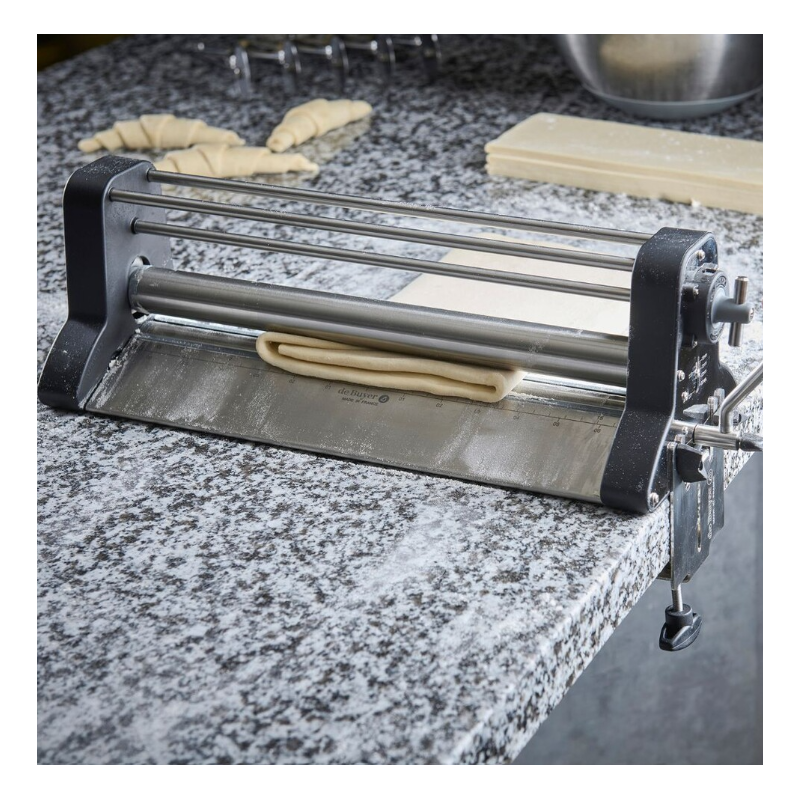 Laminoir Multi pâtes Manuel en Inox Réglable 20 Epaisseurs 34 cm - De Buyer