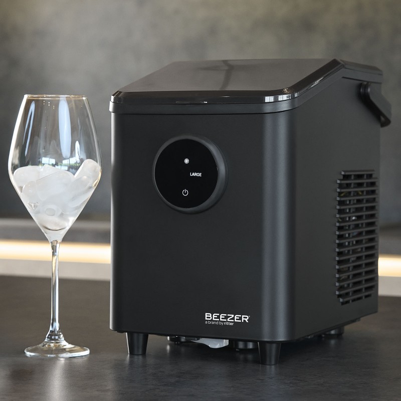 Beezer IceCube Mini Draagbare Elektrische Ijsblokjemachine Zwart 27x18x30 cm - Ritter
