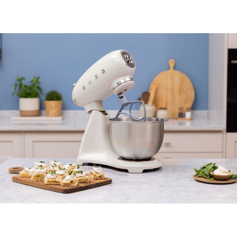 Gebakrobot op Crèmewitte Basis 4,8 L SMF05CREU - Smeg