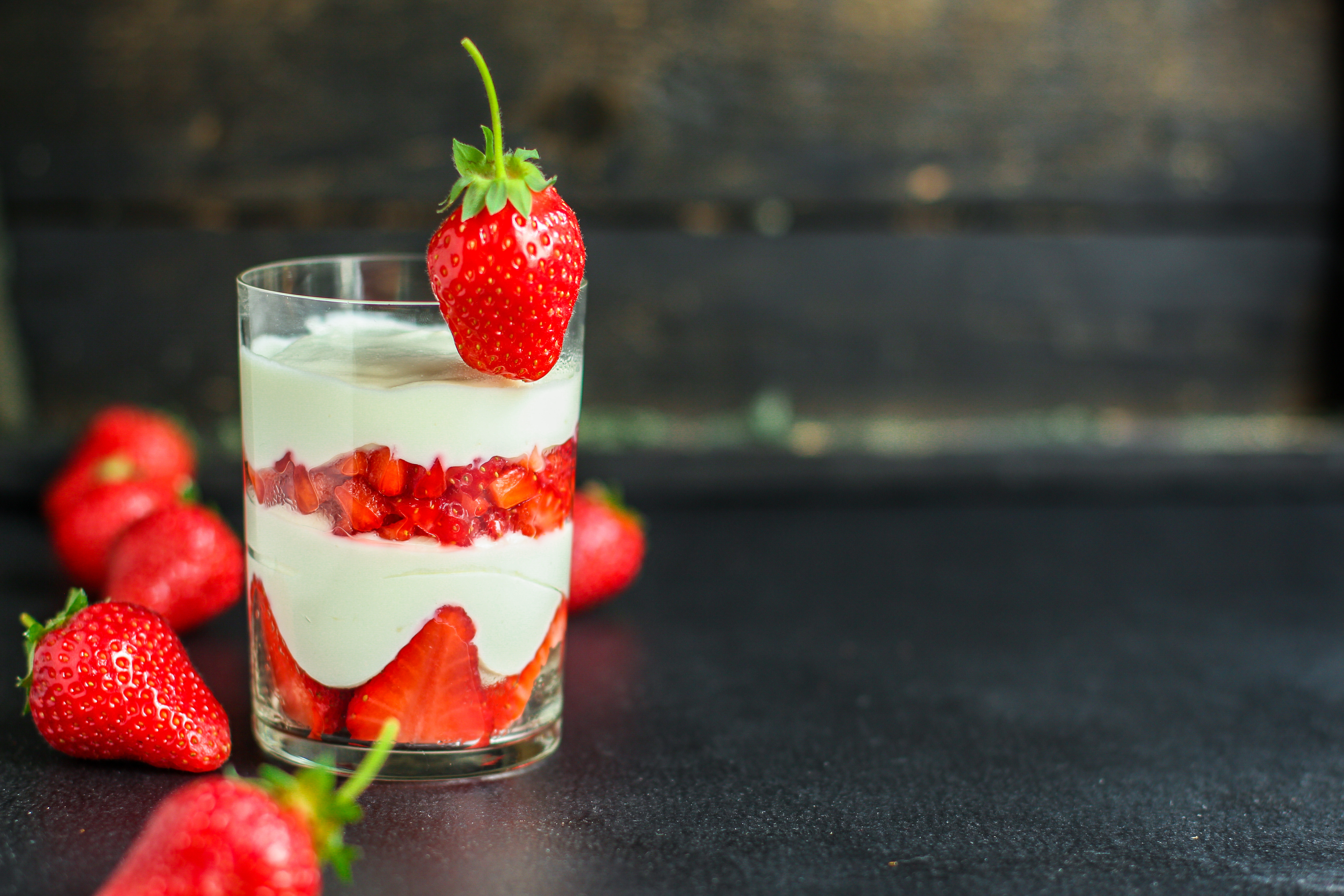 Mousse Fromage Blanc, Citron Vert et Fraises